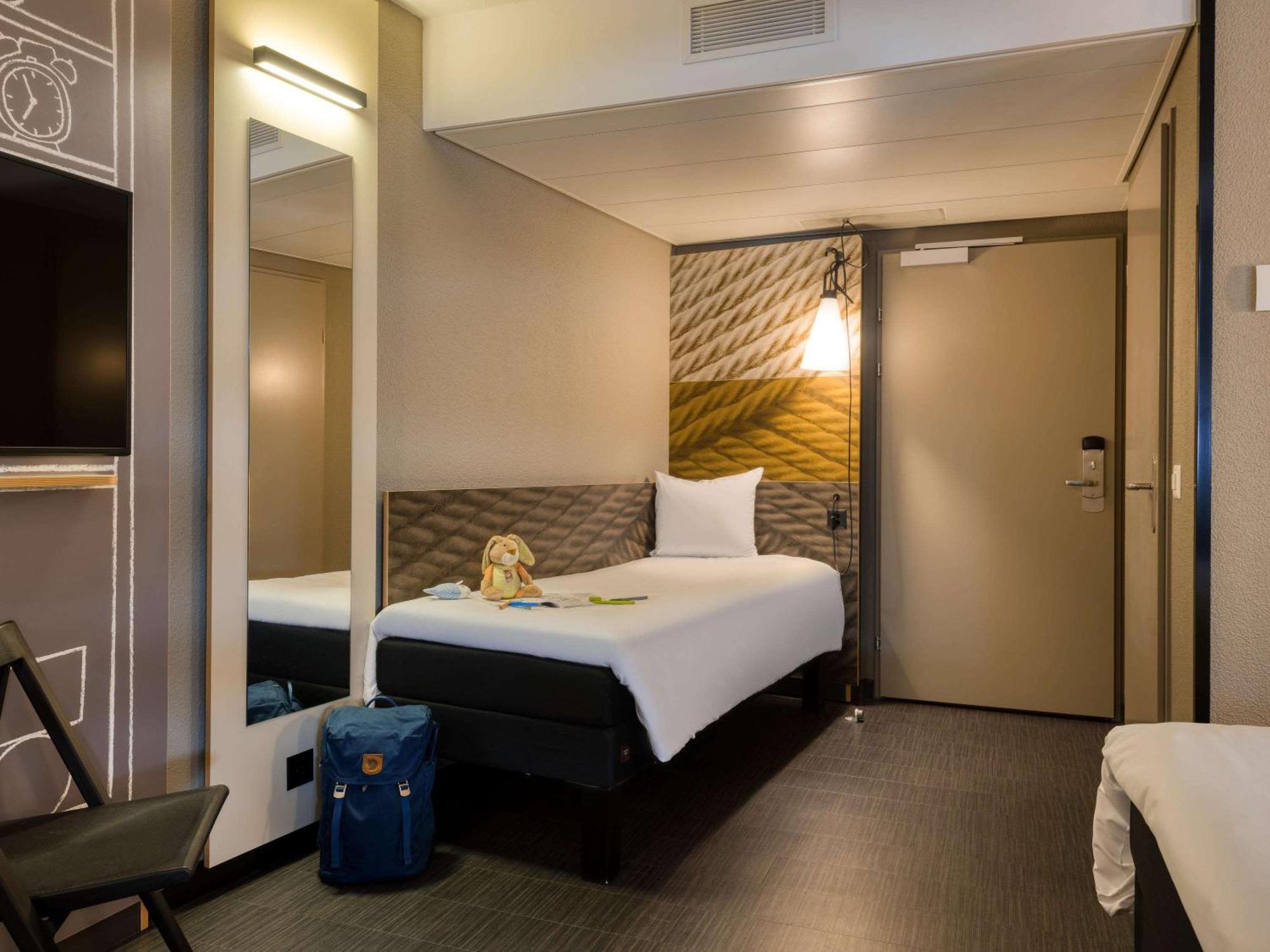Ibis West Curych